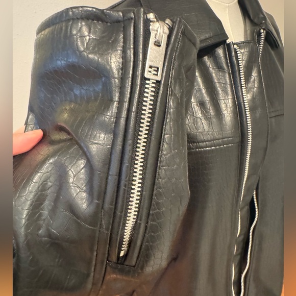 H&M Black Faux Croc Embossed Leather Jacket - Picture 6 of 9